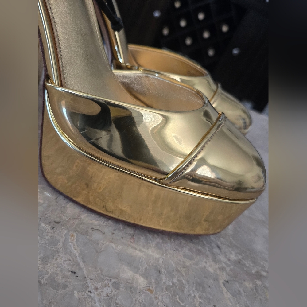 Antonio Melani x Nat Note Pia Mirror Metallic Platform Pumps. Gold  (Size 10) - Picture 9 of 16